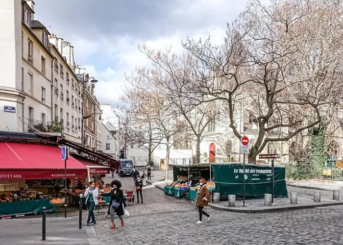 Isaure - Stylish Sorbonne District Paris