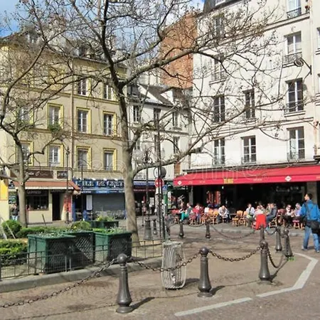 Apartment In The 5th Paris